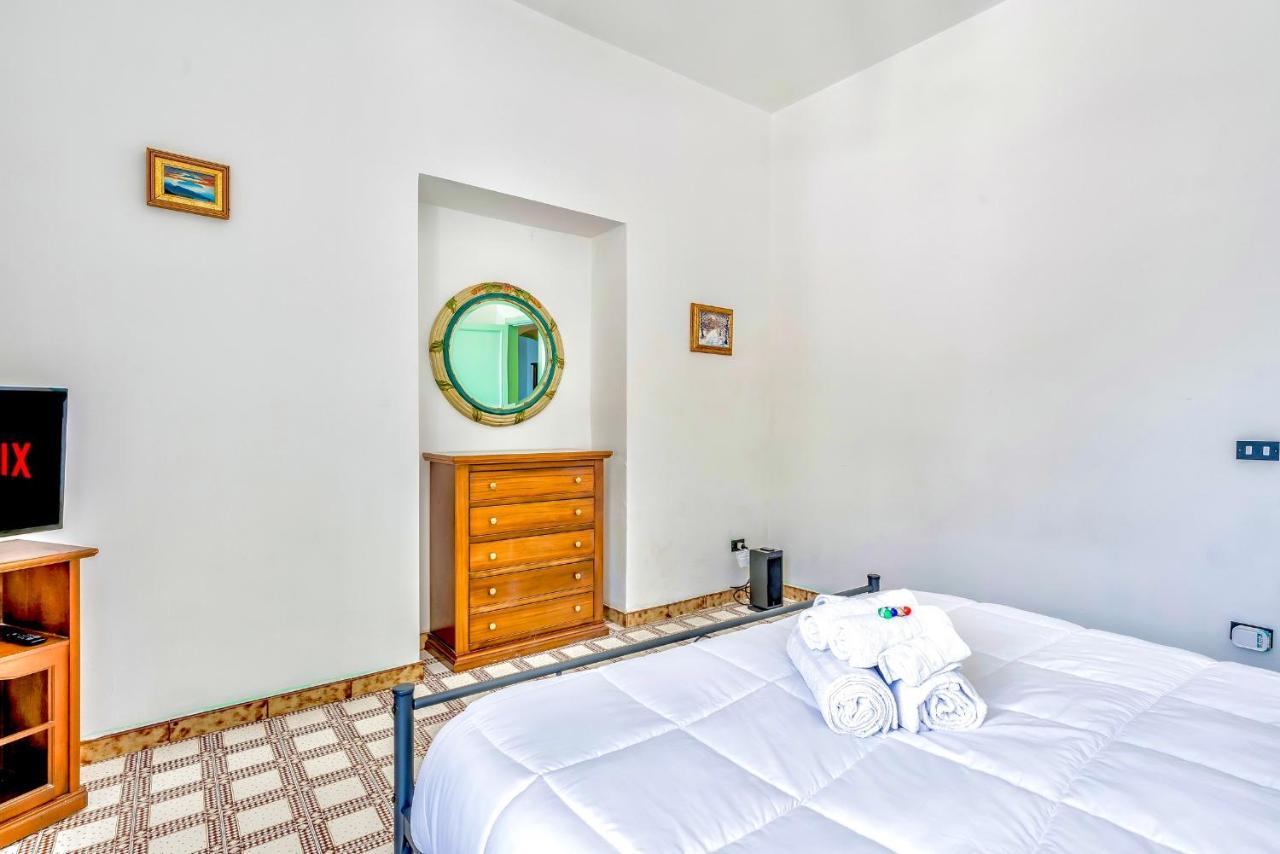 הוילה Positano Heart - Sea View - Near Shops And Restaurants מראה חיצוני תמונה